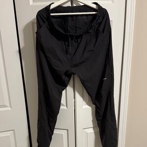 Patagonia joggers - large